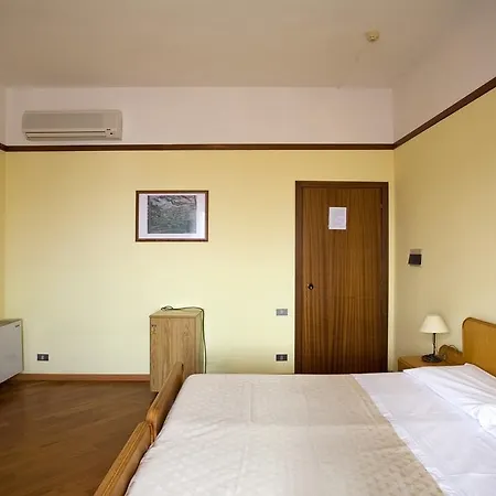 Hotel Vittoria 3*